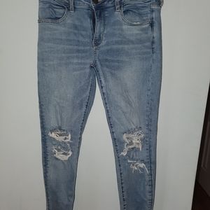 American Eagle Size 8 short jeans